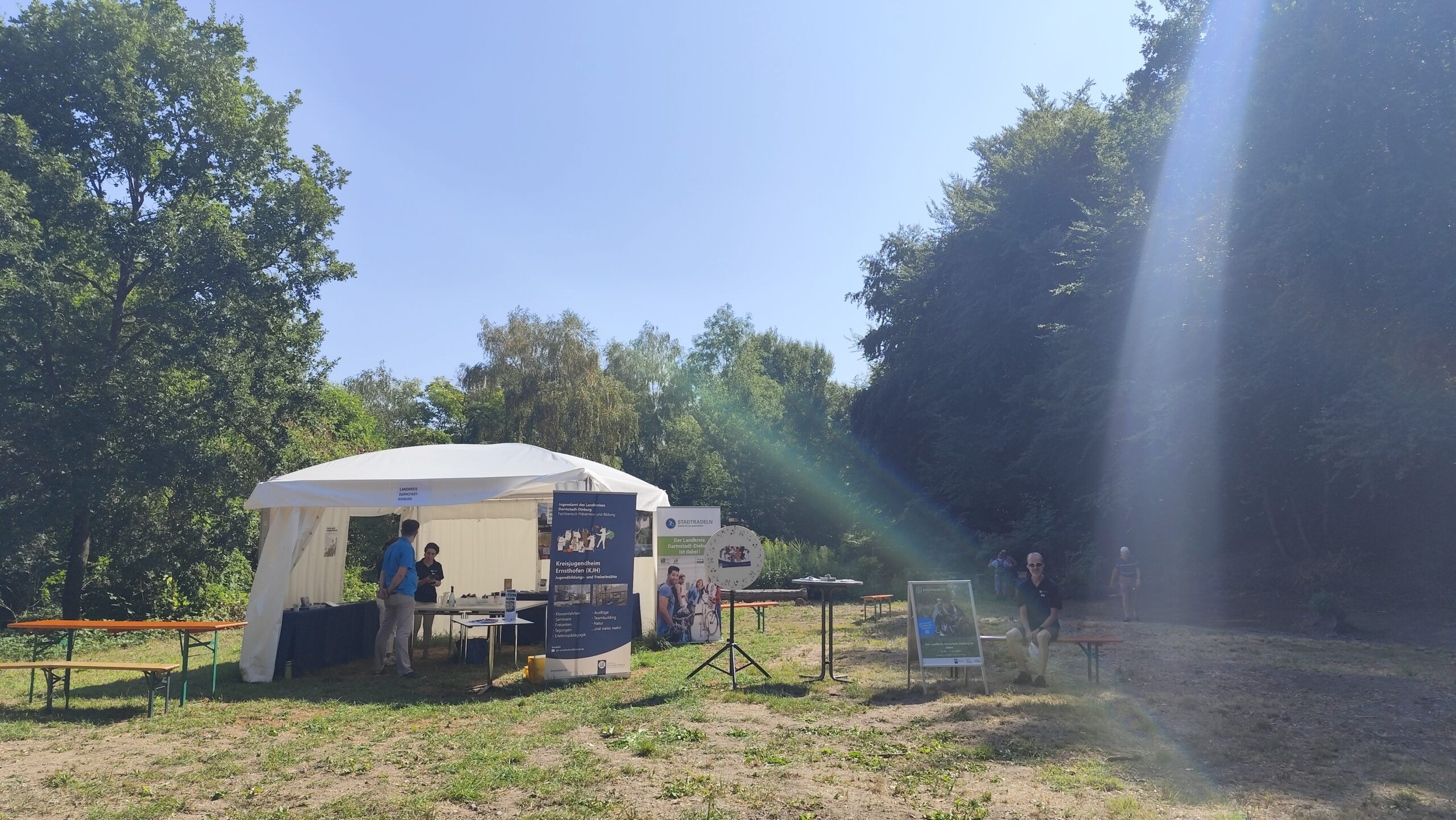 Der Stand des Landkreises Darmstadt-Dieburg auf dem Messeler Grubenfest.